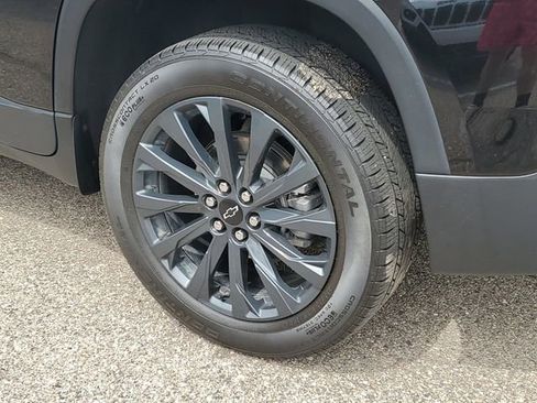 Used 2023 Chevrolet Traverse RS w/ LPO, Floor Liner Package AWD/4WD image 32