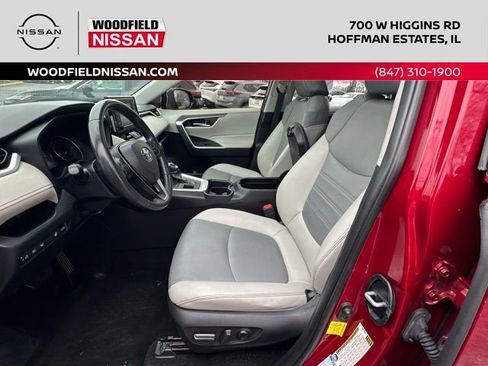 Used 2021 Toyota RAV4 XLE Premium AWD/4WD image 26