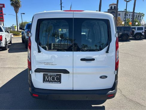 Used 2017 Ford Transit Connect XL image 12