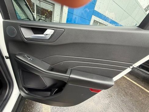 Used 2024 Ford Escape ST-Line Select w/ Tech Pack #2 image 17