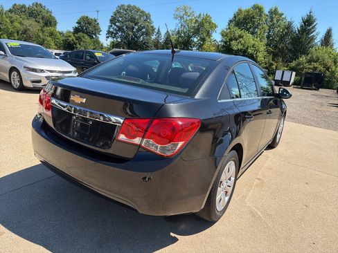 Used 2012 Chevrolet Cruze LS w/ Connectivity Package FWD image 4