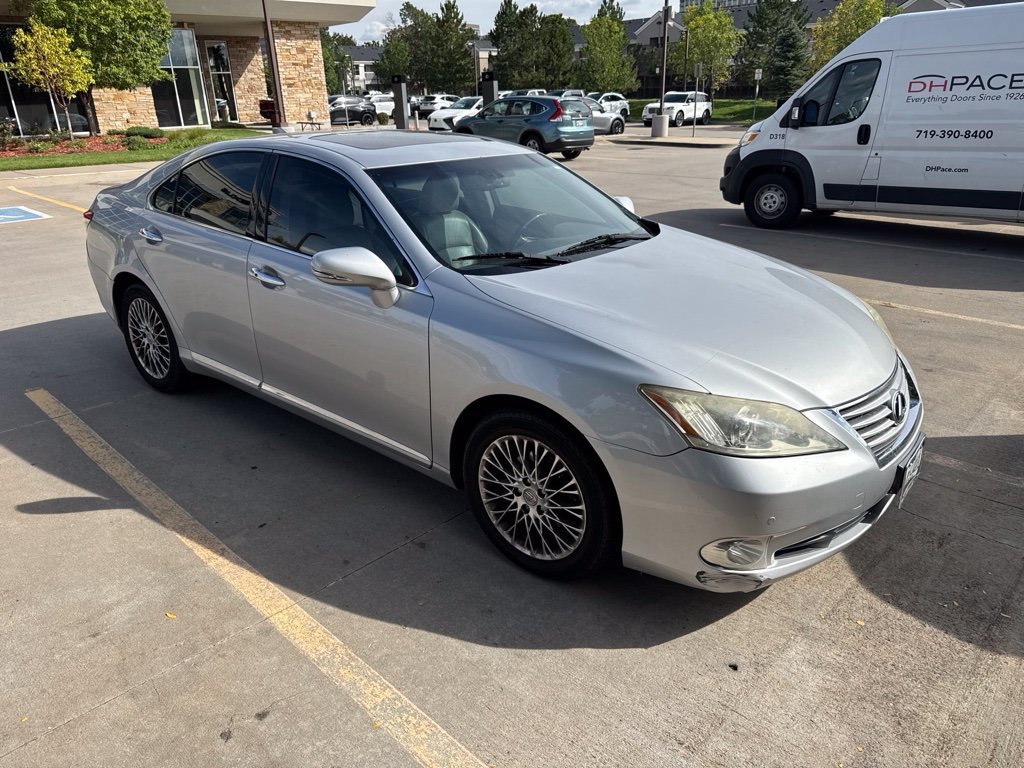 Used 2010 Lexus ES 350 FWD image 2