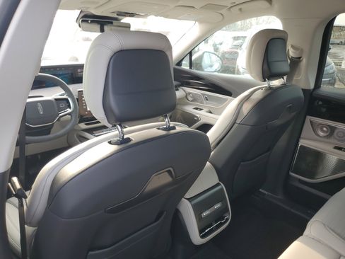 New 2026 Lincoln Nautilus Reserve image 29