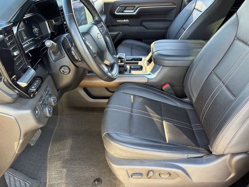 Certified 2024 Chevrolet Silverado 1500 High Country w/ Technology Package AWD/4WD image 20