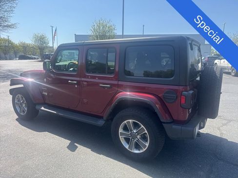 Used 2022 Jeep Wrangler Unlimited Sahara w/ Cold Weather Group image 4