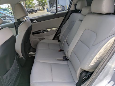 Used 2020 Kia Sportage EX FWD image 12