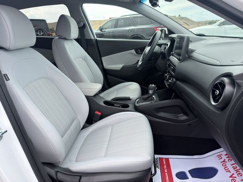 Used 2023 Hyundai Kona SEL AWD/4WD image 14