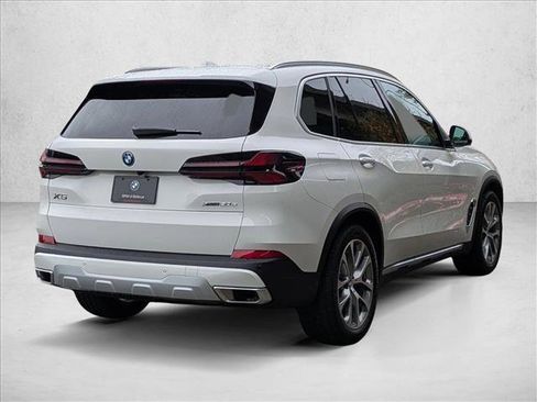 New 2026 BMW X5 xDrive50e w/ Premium Package image 2