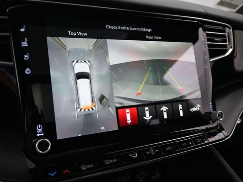 Used 2024 Jeep Grand Wagoneer L Series II w/ Quick Order Packagew 28T image 14