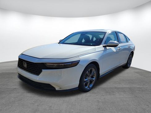 Used 2024 Honda Accord EX image 25