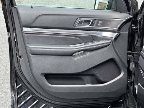 Certified 2019 Ford Explorer Sport w/ Ford Safe & Smart Package AWD/4WD image 15