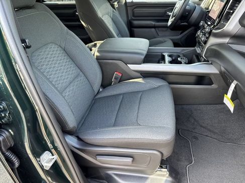 New 2026 RAM 1500 Express AWD/4WD image 13
