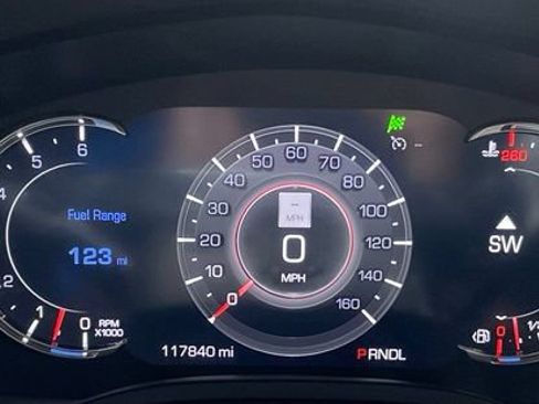Used 2018 Cadillac Escalade Platinum RWD image 27