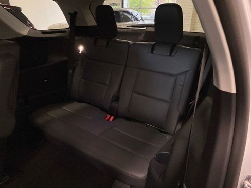 New 2026 Ford Explorer Active w/ Active Comfort Package image 12