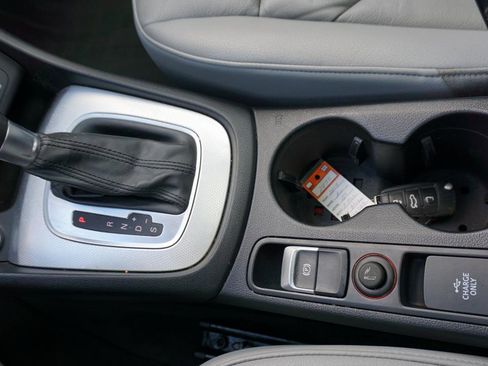 Used 2017 Audi Q3 2.0T Premium Plus w/ Premium Plus Package image 23