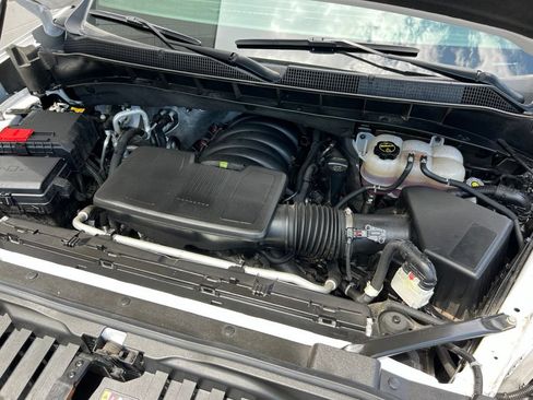Used 2024 Chevrolet Silverado 1500 High Country w/ Z71 Off-Road Package AWD/4WD image 27