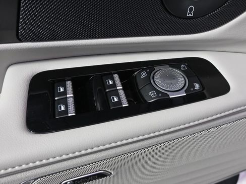 New 2026 Lincoln Nautilus Premier w/ Equipment Group 102A AWD/4WD image 23