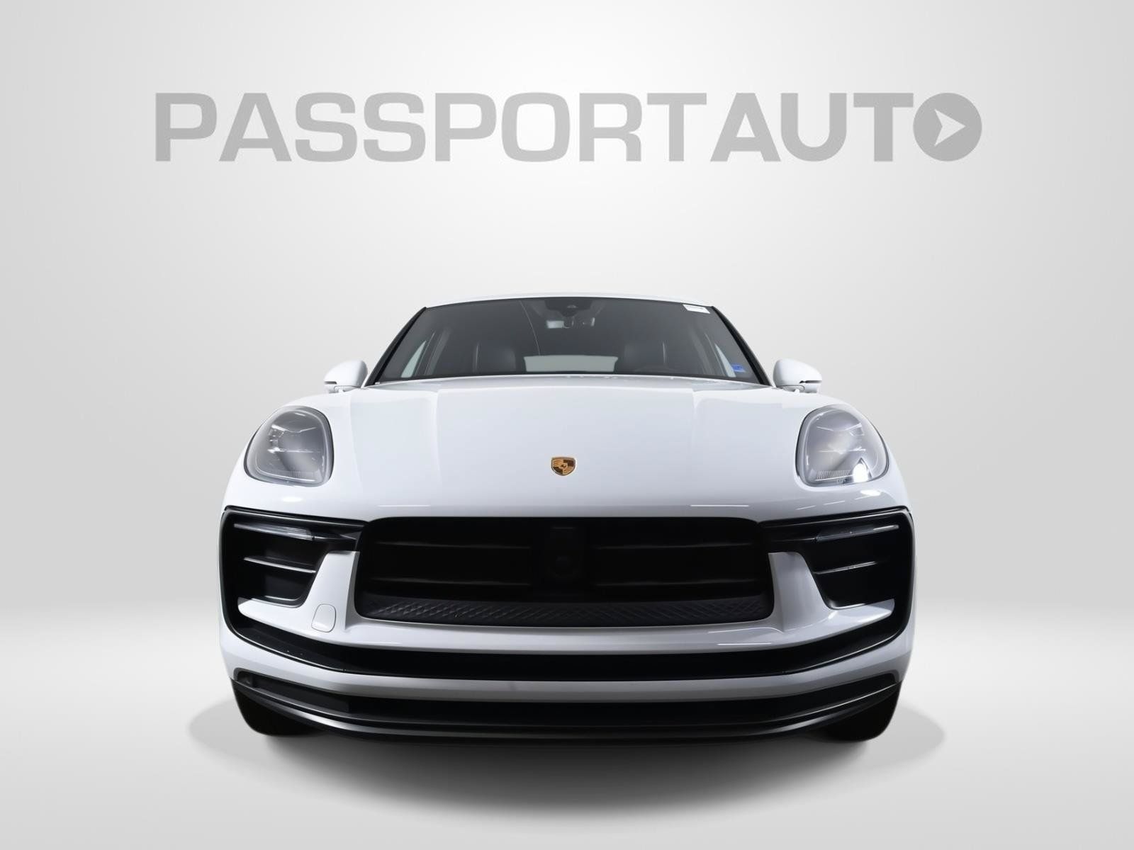 Used 2024 Porsche Macan Turbo AWD/4WD image 2