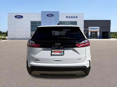 Used 2024 Ford Edge SEL w/ Convenience Package AWD/4WD image 5