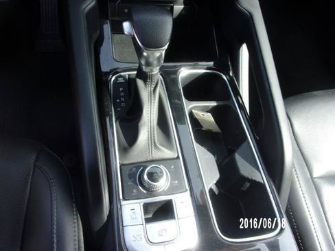 Used 2022 Kia Telluride LX AWD/4WD image 18