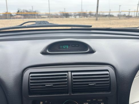 Used 1995 Ford Mustang GT image 18