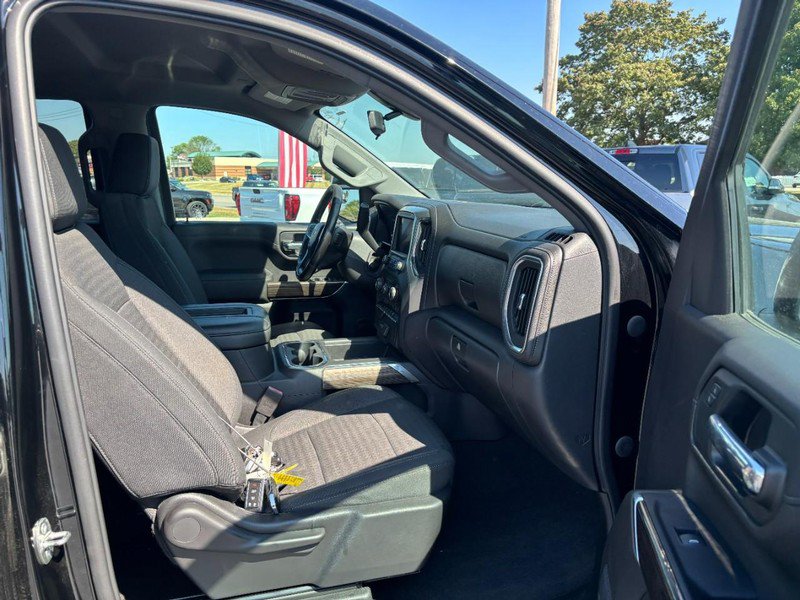 Used 2020 Chevrolet Silverado 1500 RST w/ All-Star Edition RWD image 11