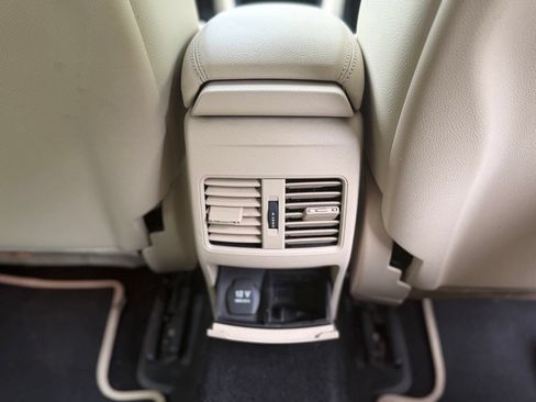 Used 2016 Mercedes-Benz GLA 250 image 19