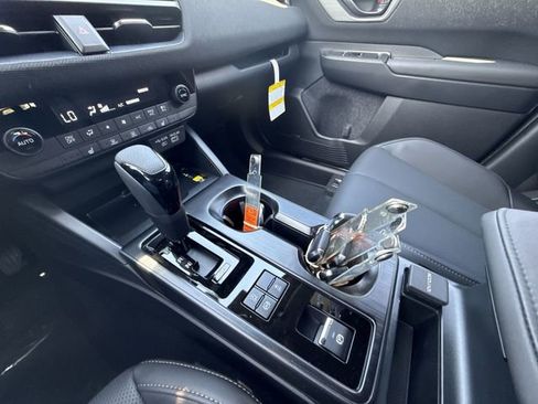 New 2026 Subaru Outback Limited AWD/4WD image 20