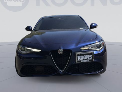 Used 2017 Alfa Romeo Giulia Ti w/ TI 18" Sport Package AWD/4WD image 11