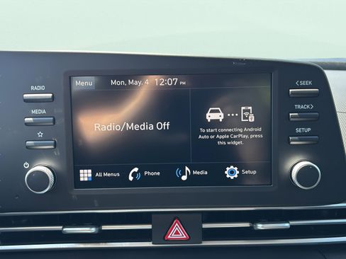 New 2026 Hyundai Elantra SE FWD image 15
