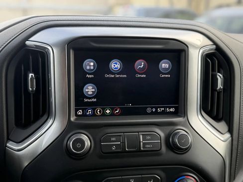 Used 2021 Chevrolet Silverado 1500 LT AWD/4WD image 32