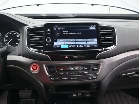 Used 2025 Honda Ridgeline RTL image 8