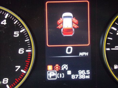 Used 2024 Subaru Crosstrek 2.5i Sport w/ Crosstrek Mirror Package AWD/4WD image 38