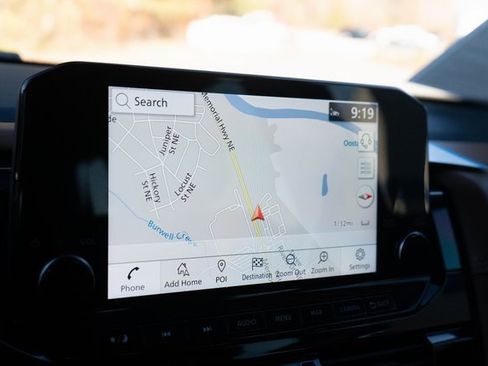 Used 2023 Nissan Pathfinder Platinum w/ Cargo Package image 31