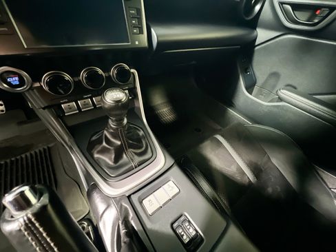 Used 2022 Toyota GR86 Premium image 25