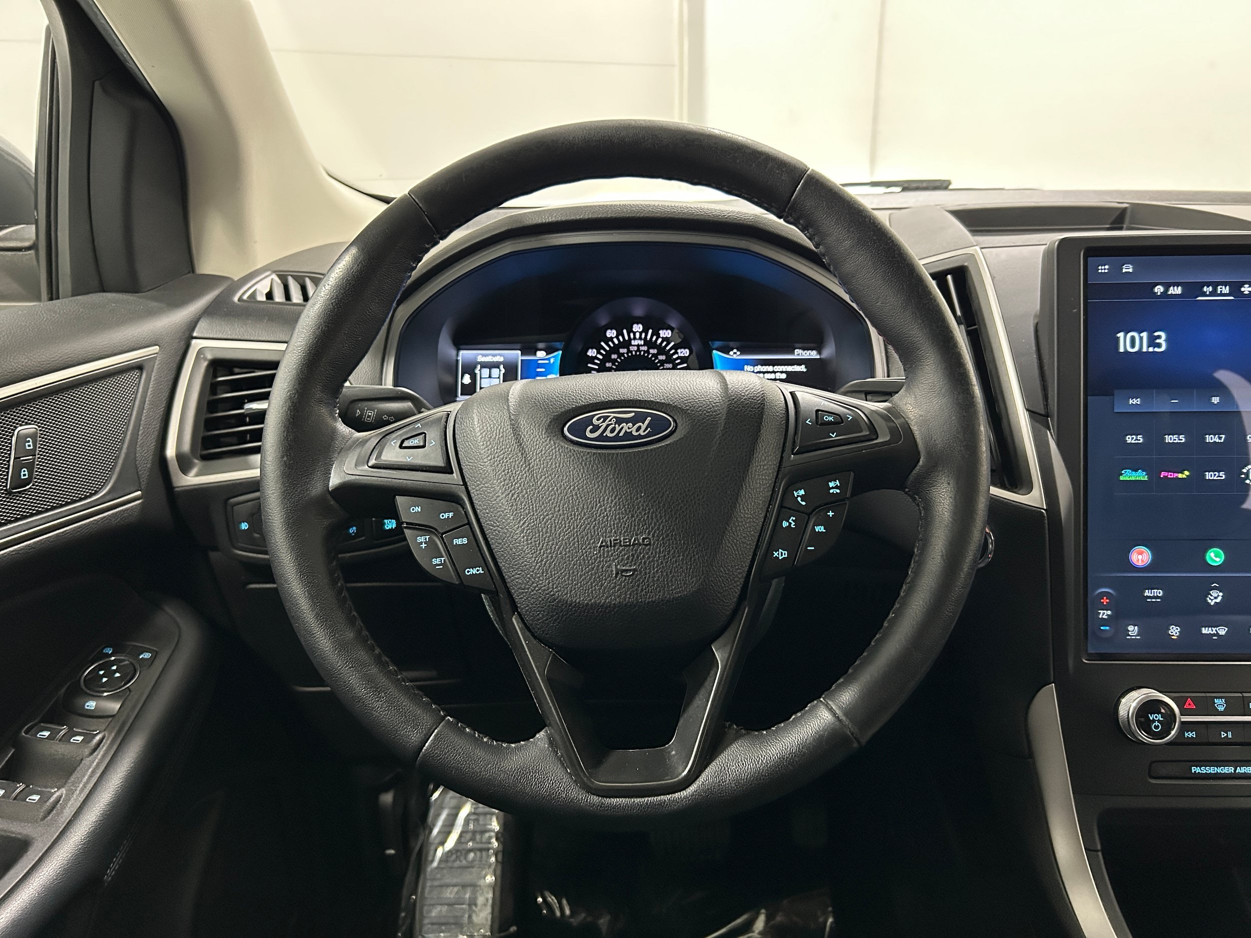 Used 2022 Ford Edge SEL w/ Convenience Package AWD/4WD image 12