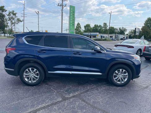 Used 2019 Hyundai Santa Fe SE FWD image 9