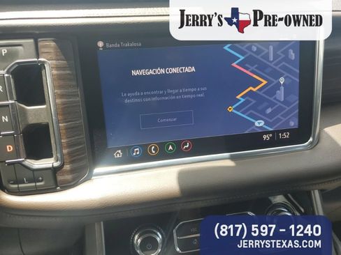 Used 2021 GMC Yukon Denali w/ Denali Premium Package AWD/4WD image 14