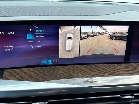 New 2026 Cadillac Escalade ESV Platinum Sport AWD/4WD image 26
