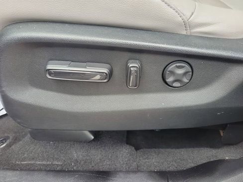 Used 2021 Honda CR-V EX-L image 40