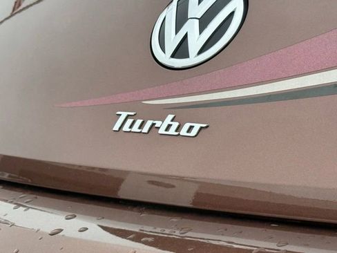 Used 2017 Volkswagen Beetle 1.8T SEL FWD image 10