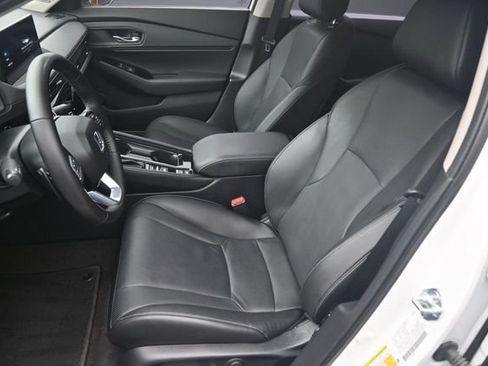 Used 2024 Honda Accord Touring image 19