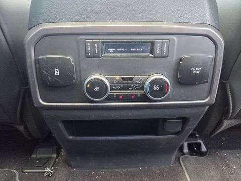 Used 2023 Ford Expedition Platinum AWD/4WD image 30