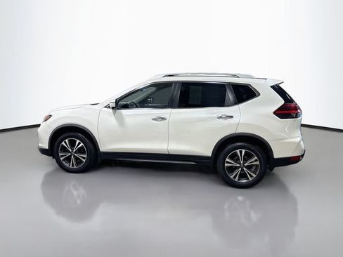 Used 2019 Nissan Rogue SV w/ Sun & Sound Touring Package AWD/4WD image 9