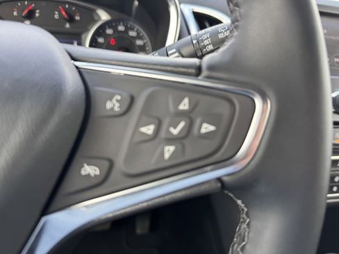 Used 2024 Chevrolet Equinox LT image 29