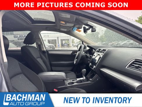 Used 2019 Subaru Outback 2.5i Premium AWD/4WD image 4