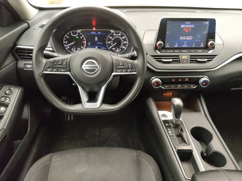 Used 2020 Nissan Altima 2.5 S FWD image 22