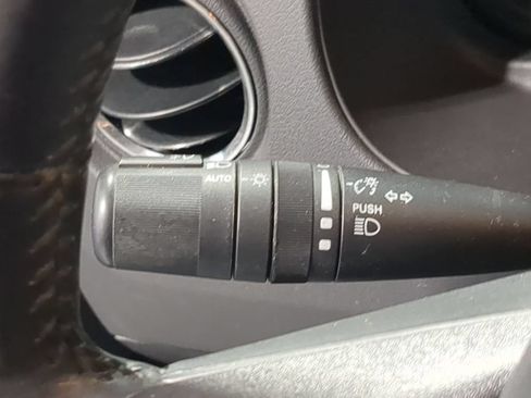 Used 2017 Jeep Patriot High Altitude FWD image 34