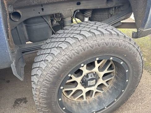 Used 2017 Chevrolet Silverado 1500 LT w/ LT Eassist Package image 5