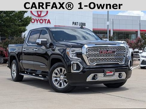 Used 2022 GMC Sierra 1500 Denali w/ Driver Alert Package II AWD/4WD image 2